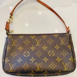 VINTAGE Louis Vuitton Monogram pochette